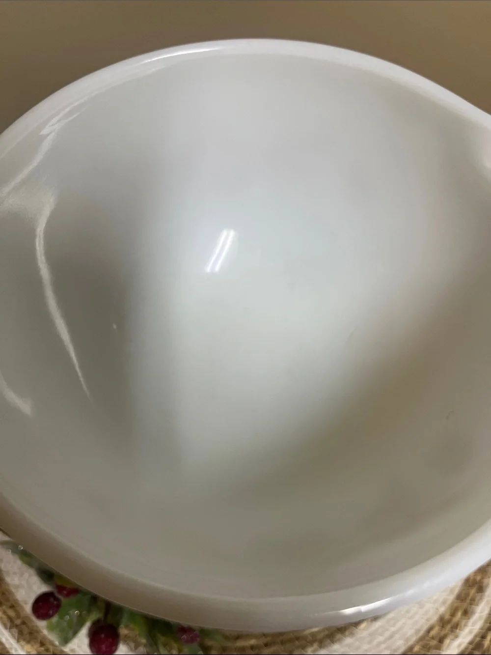 Pyrex 441 Butterfly Gold 1.5 pt mixing Bowl in good condition